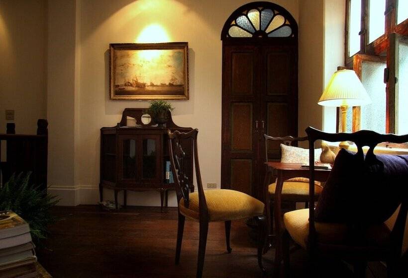 Fotos del hotel The Bhuthorn Bed & Breakfast:  17