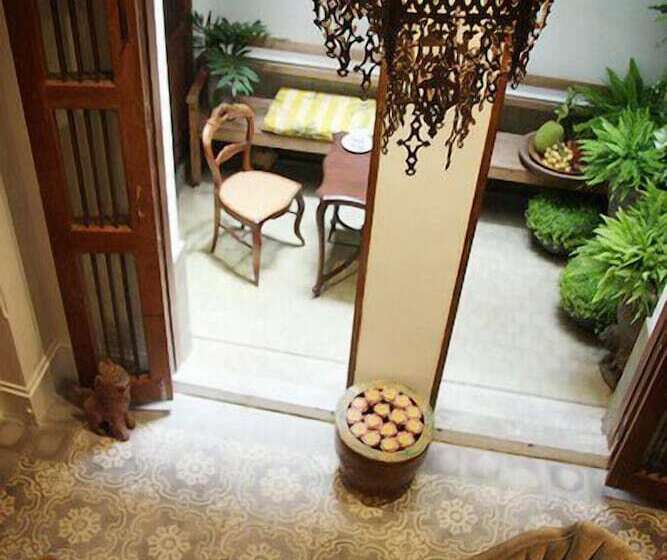 Fotos del hotel The Bhuthorn Bed & Breakfast:  16