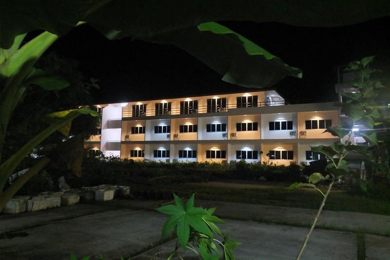 Be Fine Sabuy  And Resort