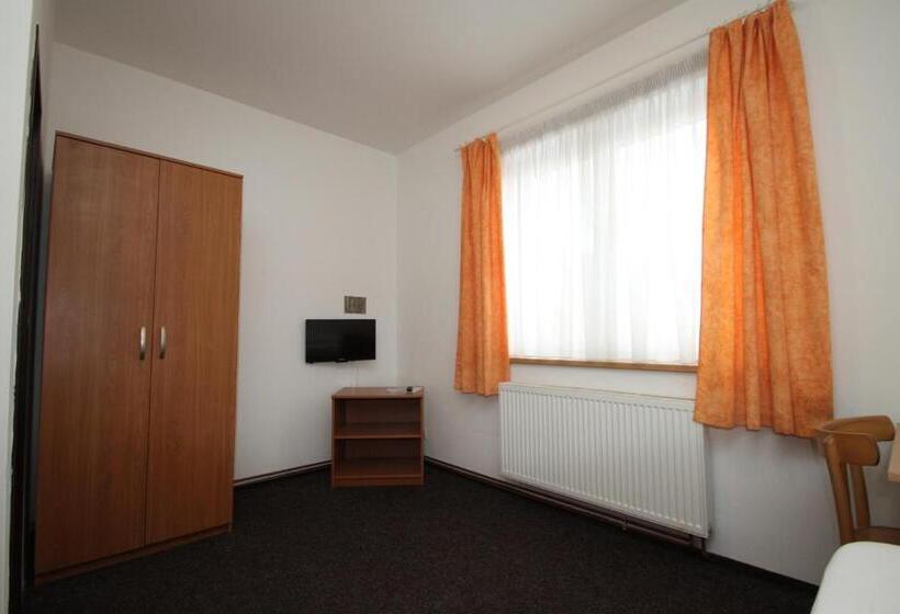 Fotos del hotel Penzion U Gigantu:  7