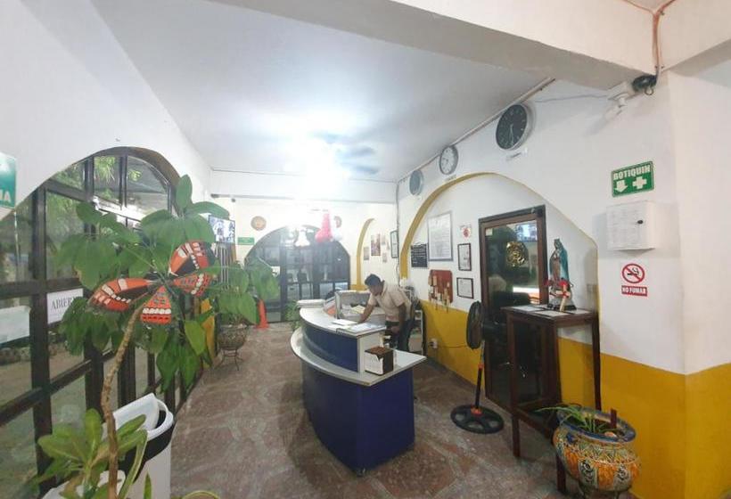 Fotos del hotel Colonial San Carlos:  7