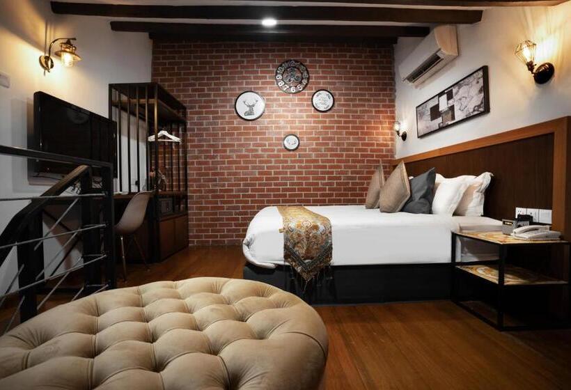 Reunion Heritage House