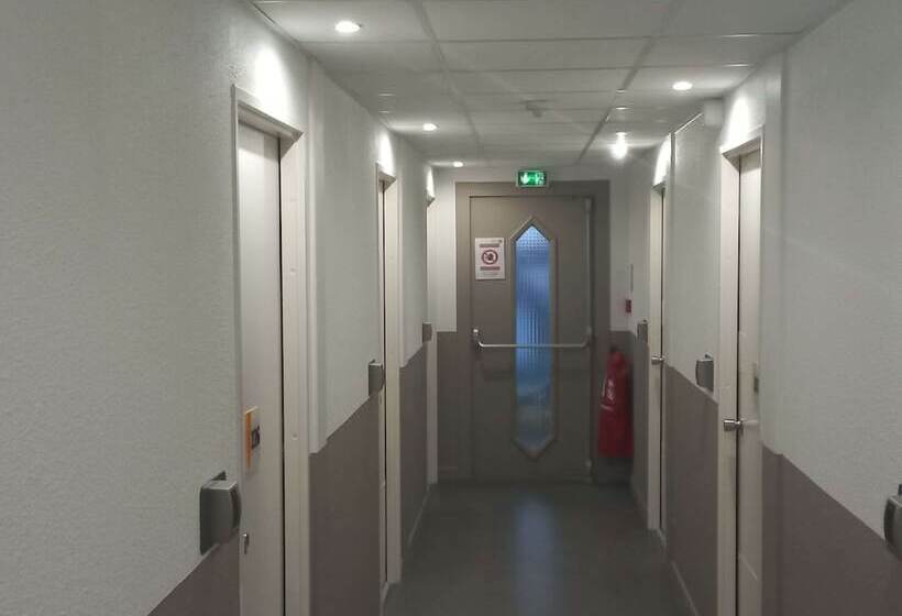 Fotos del hotel F1 Mennecy:  9