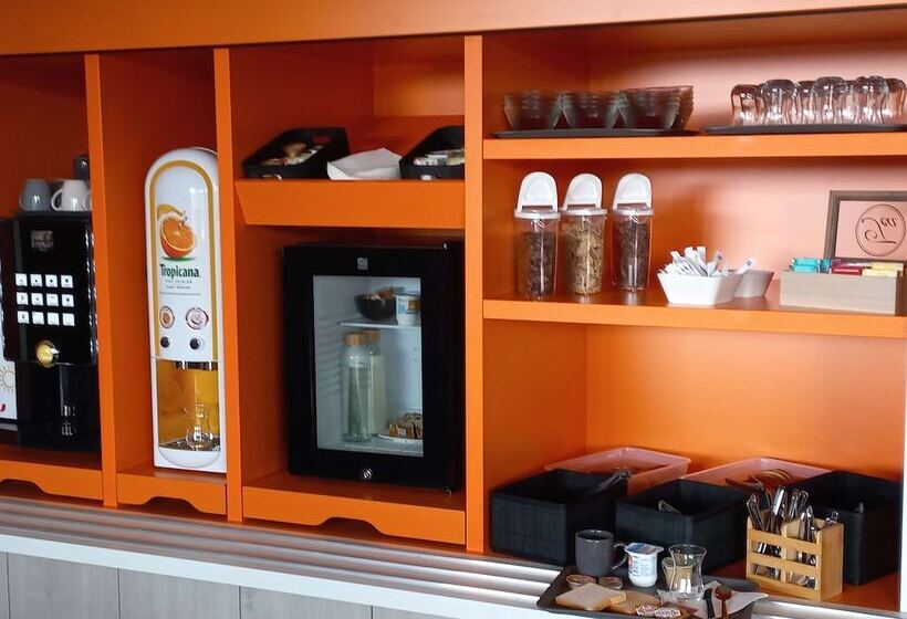 Fotos del hotel F1 Mennecy:  10