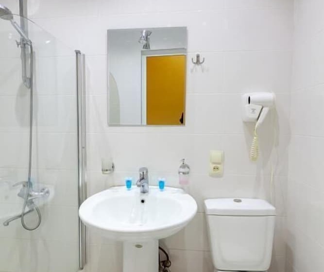 Fotos del hotel Nine:  17