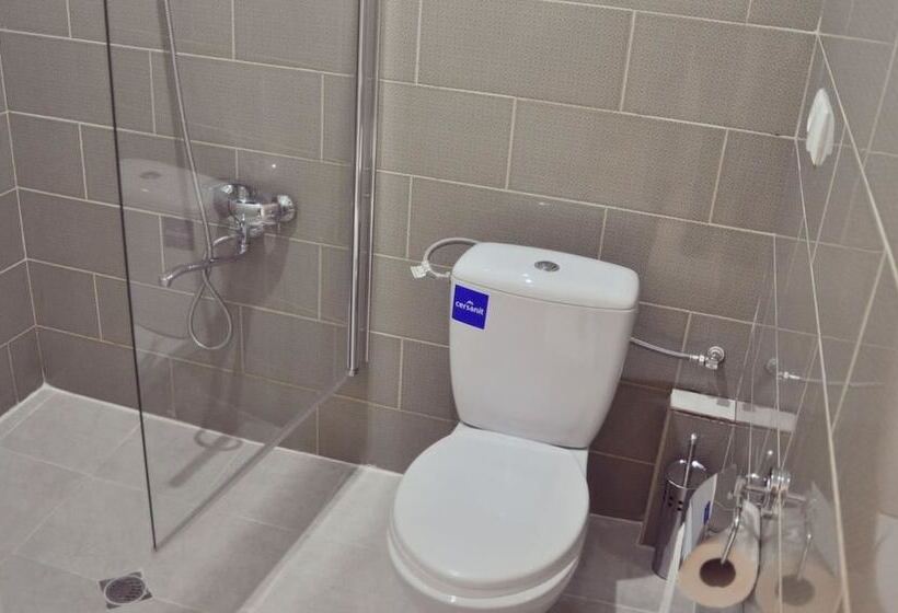 Fotos del hotel Nine:  6