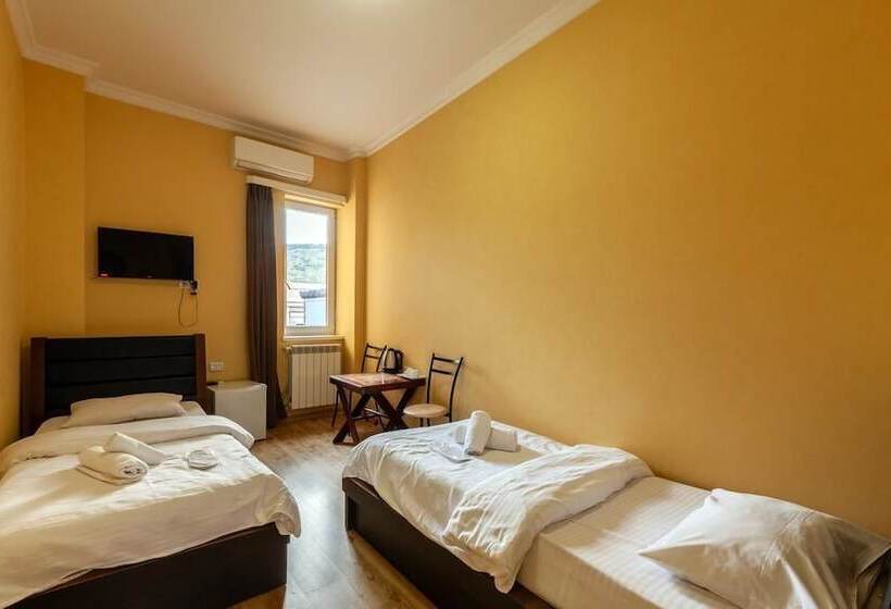 Fotos del hotel Nine:  12