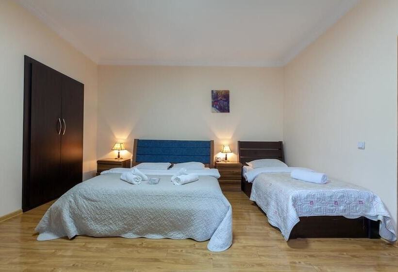 Fotos del hotel Nine:  14