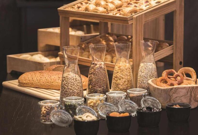 Fotos del hotel Adina Apartment  Nuremberg:  5