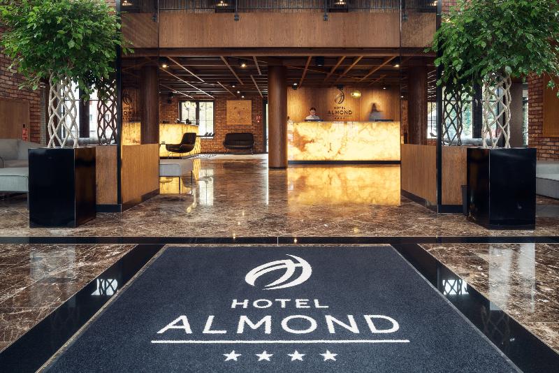 Almond Business & Spa