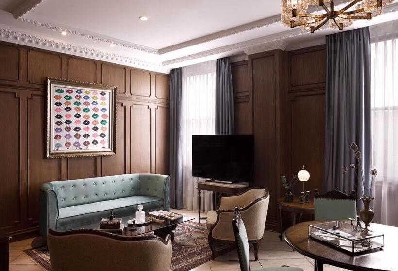 Fotos del hotel The Gunawarman:  9