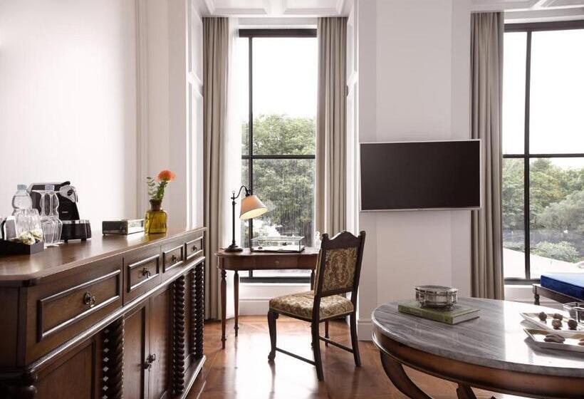 Fotos del hotel The Gunawarman:  12