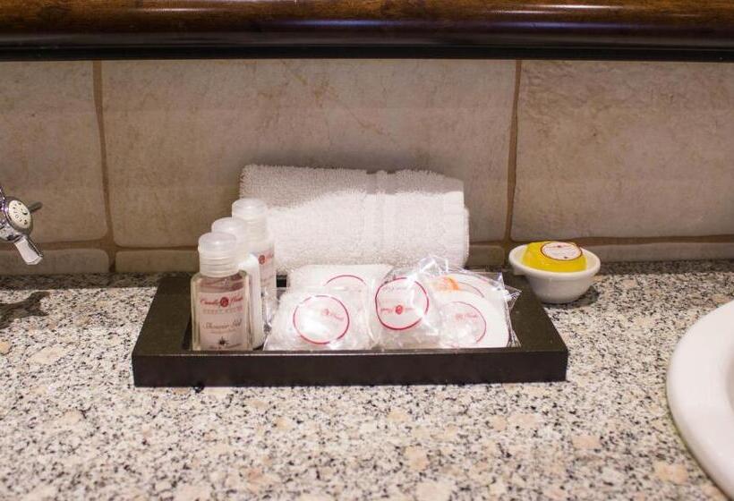 Fotos del hotel Candlewoods Guesthouse:  2