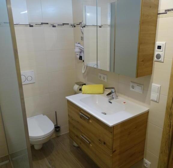 Fotos del hotel Altroiterhof:  4