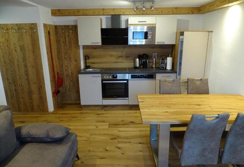 Fotos del hotel Altroiterhof:  3