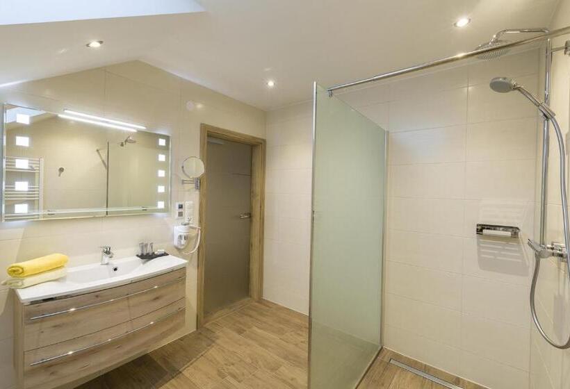 Fotos del hotel Altroiterhof:  13