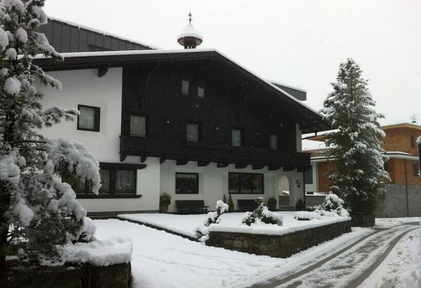 Fotos del hotel Alpin Hotel Garni Eder - Private Living:  19