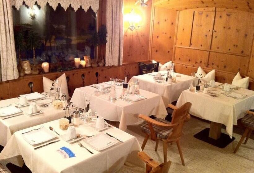 Fotos del hotel Alpin Hotel Garni Eder - Private Living:  2