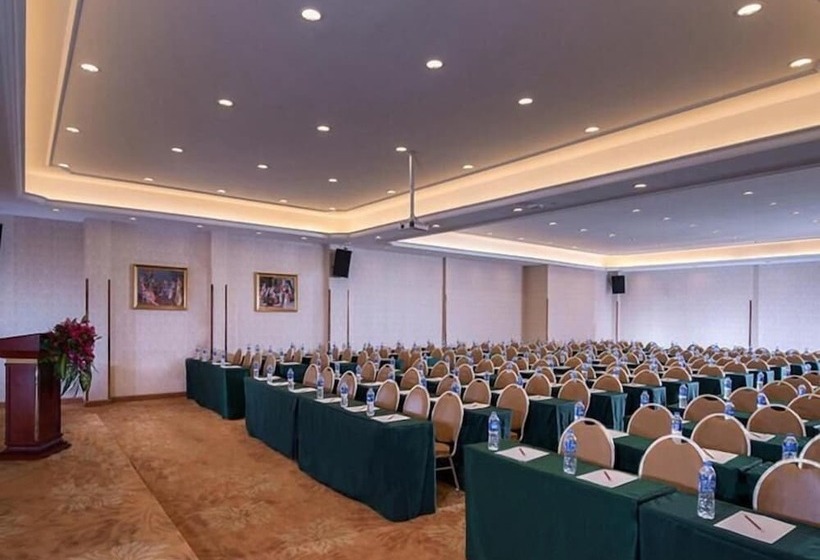 Fotos del hotel Vienna International  Guangzhou Panyu City Bridge Center International:  12