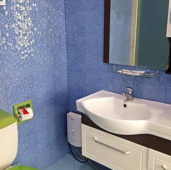 Fotos del hotel C & L Suites Inn:  11