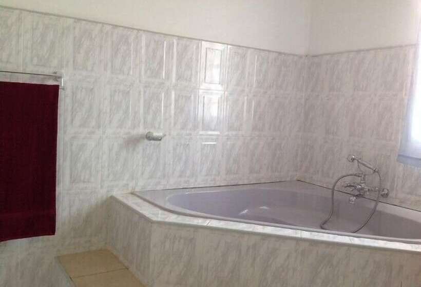 Fotos del hotel Cypress Executive Lodge:  10