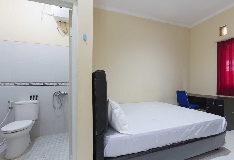 Fotos del hotel Reddoorz @ Utan Kayu:  15