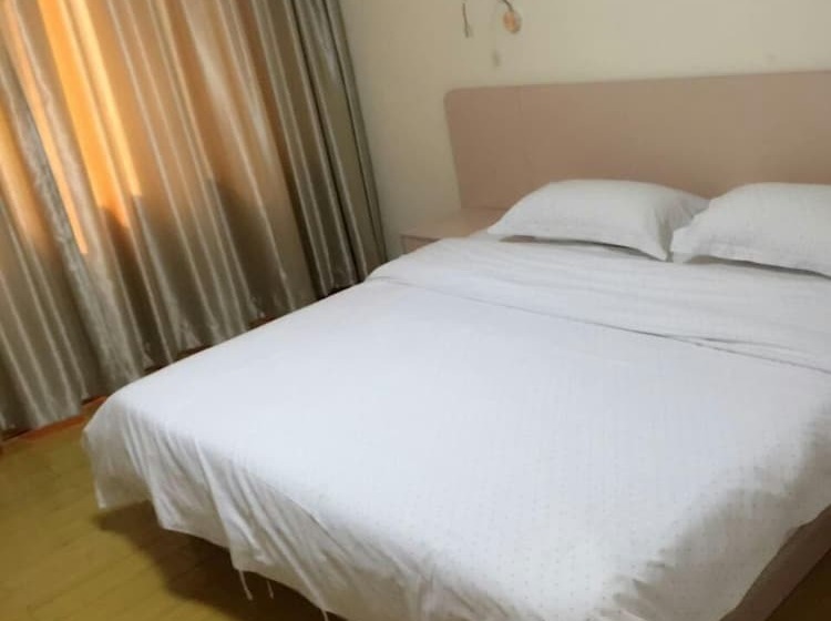 Yimi  Shiqiao Metro Branch