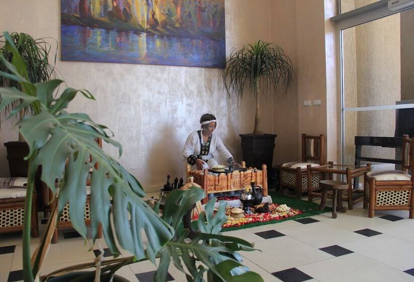 Fotos del hotel Momona:  25