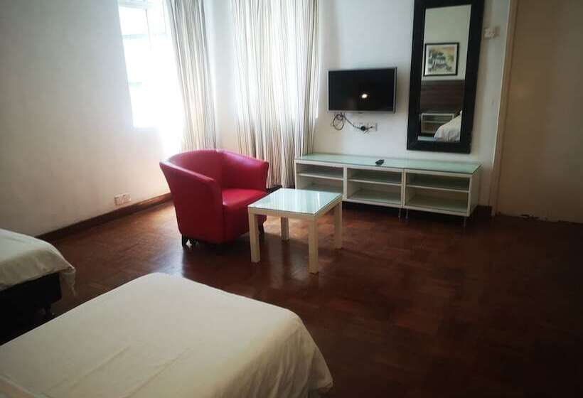 Fotos del hotel Lodge Paradize  By The Sqwhere:  14