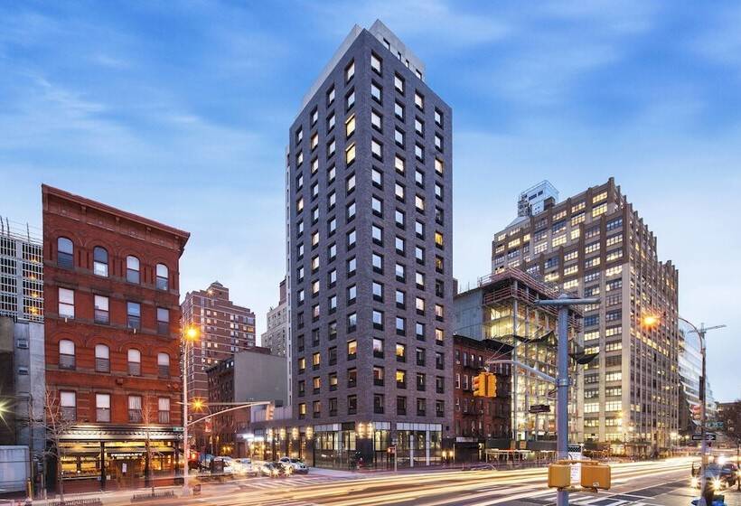 Four Points By Sheraton Manhattan Midtown West