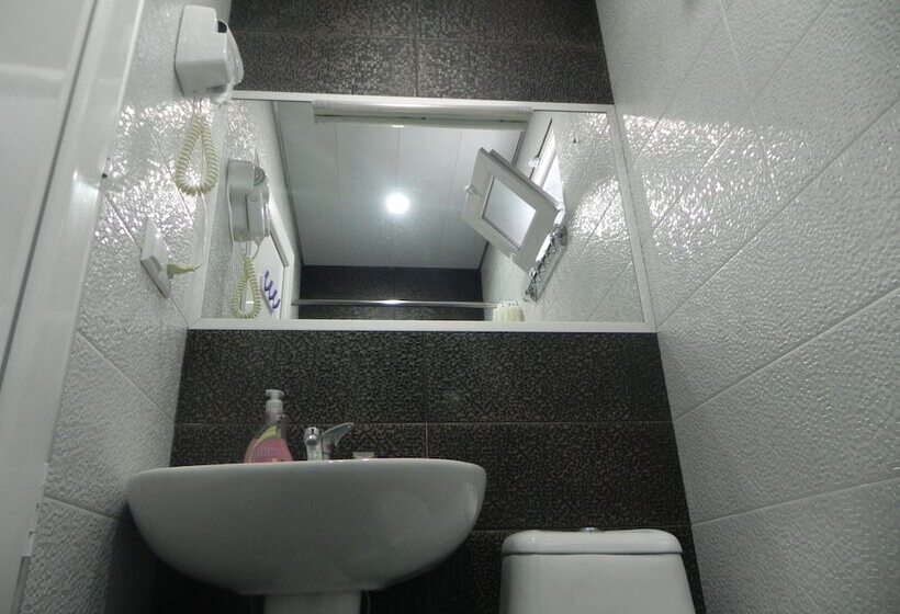 Fotos del hotel Leon:  21