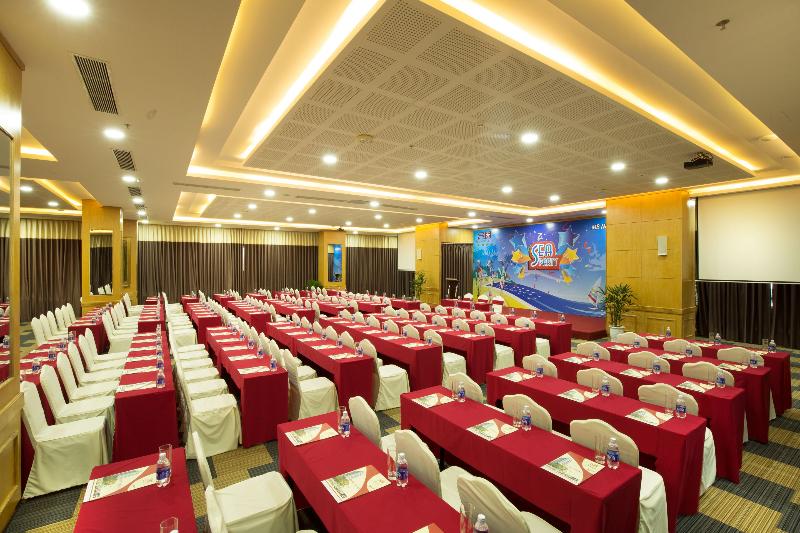 Fotos del hotel Serene Beach Danang  & Spa:  16