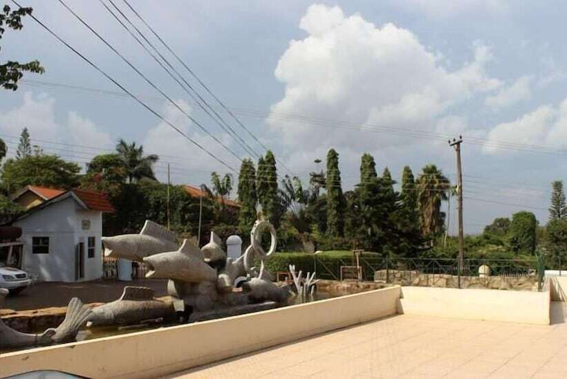 Fotos del hotel International 2000:  11