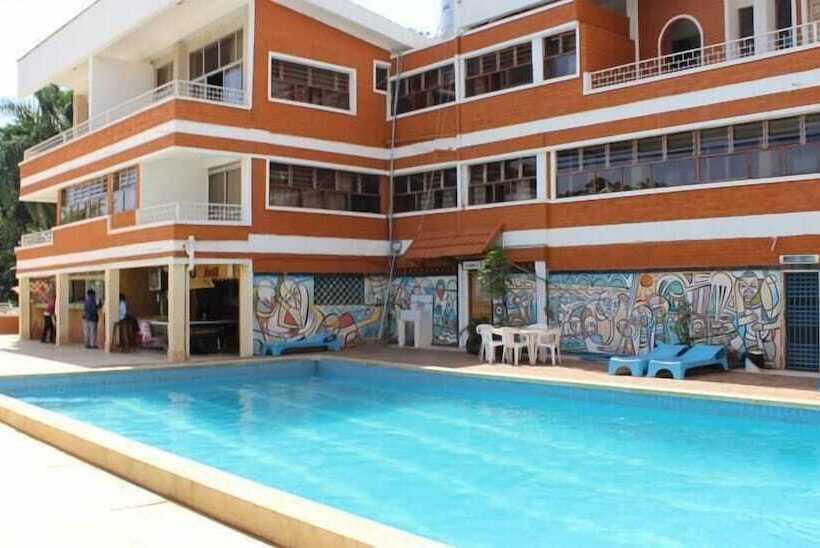 Fotos del hotel International 2000:  8