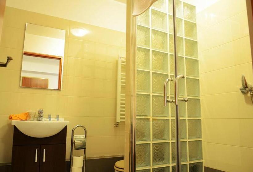 Fotos del hotel Aparthotel Zorilor:  3