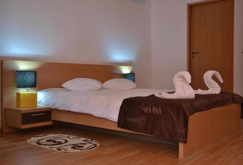 Fotos del hotel Aparthotel Zorilor:  13