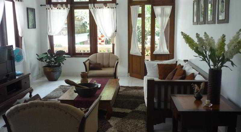 Fotos del hotel Villa Marlee:  12