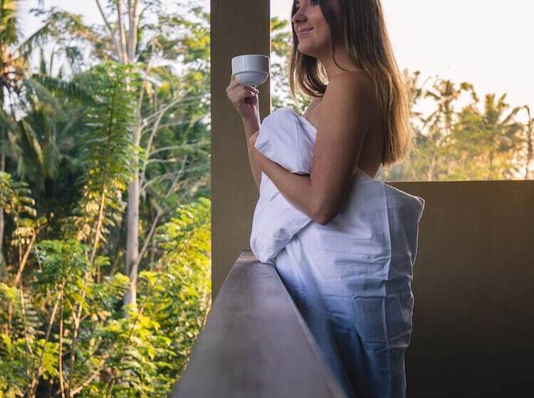 Fotos del hotel Alam Sembuwuk Resort:  9