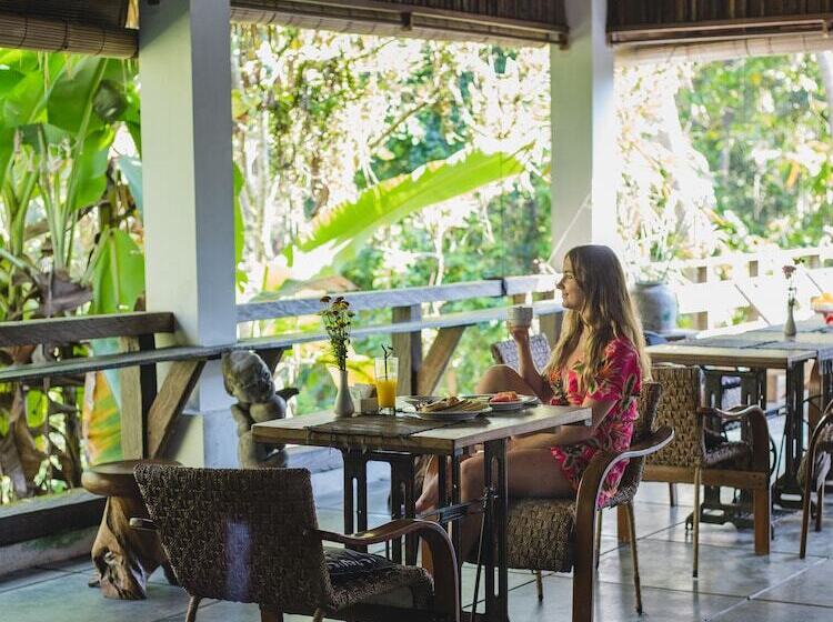 Fotos del hotel Alam Sembuwuk Resort:  8