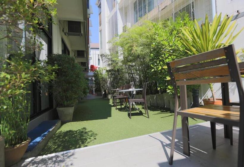 Fotos del hotel Montha:  7