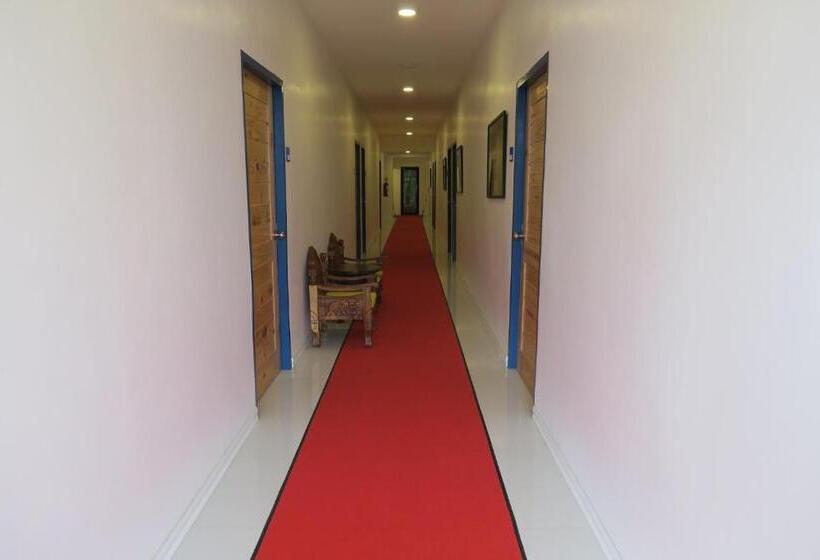 Fotos del hotel Montha:  3