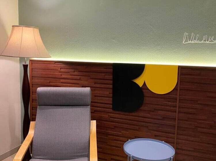 Fotos del hotel The Royal Bee Apart:  15