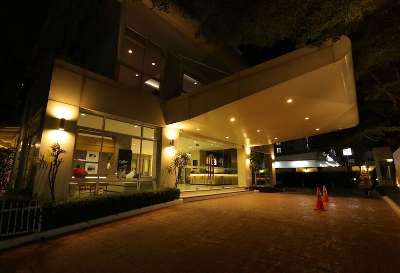 Fotos del hotel The Royal Bee Apart:  8