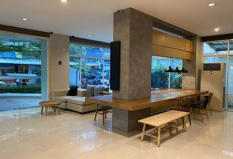 Fotos del hotel The Royal Bee Apart:  2