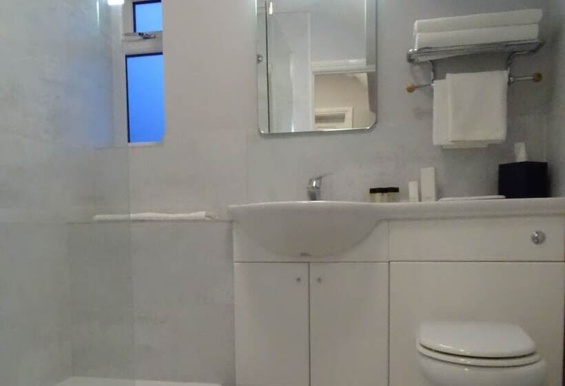 Fotos del hotel The Beeches  & Leisure Club:  12