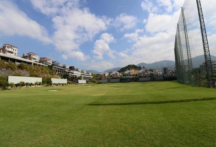 Fotos del hotel Chuanjie Hot Spring And Golf Club:  3