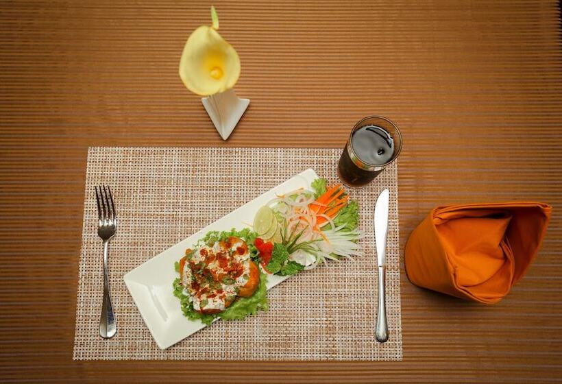 Fotos del hotel Yatri Suites And Spa, Kathmandu:  19