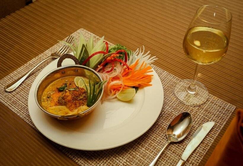 Fotos del hotel Yatri Suites And Spa, Kathmandu:  9