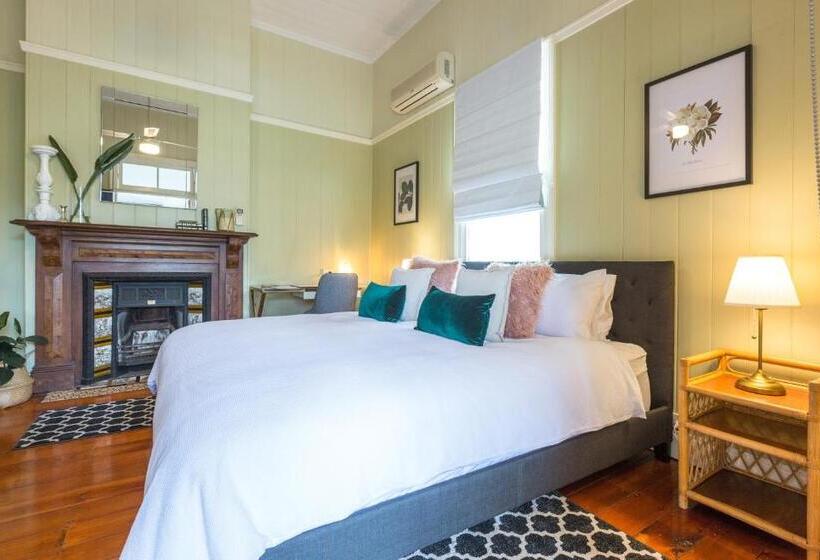 Fotos del hotel 99 Kirkland Bed & Breakfast:  22