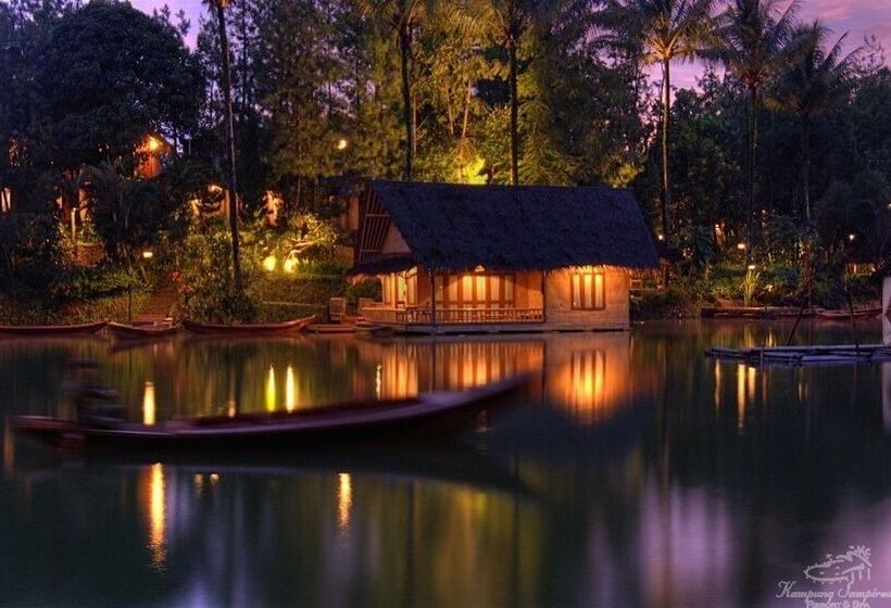 Kampung Sampireun Resort & Spa